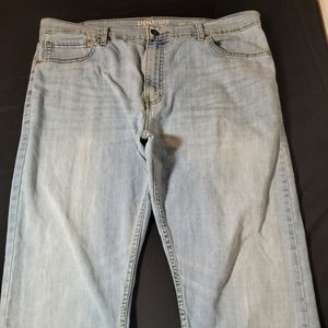 Men Light Wash Preowned Denim Jeans 38 x 32 ( lighty Stained Maybe )